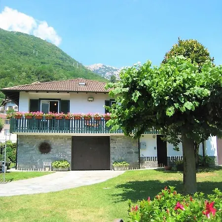 Oasi See Ferien Bungalow Feriehus Domaso